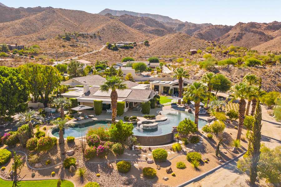 La Paz Estate